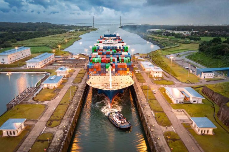 Restricciones en canal de Panamá por escasez de lluvias será hasta fin de año