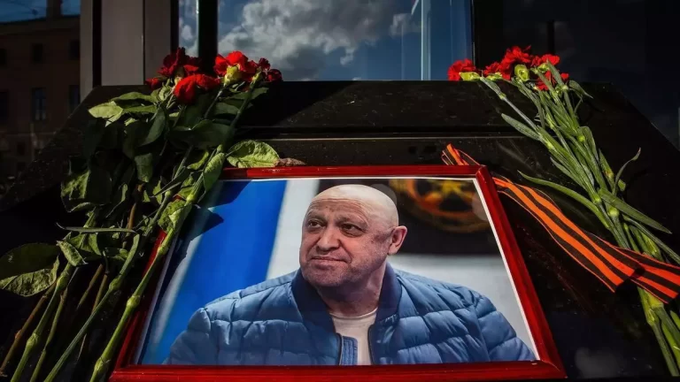 El 20% de rusos cree muerte de Prigozhin se debe a "venganza" del Kremlin